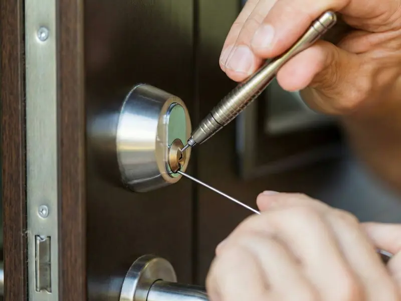 Chaveiro residencial em São João de Meriti – abertura de porta e troca de fechadura